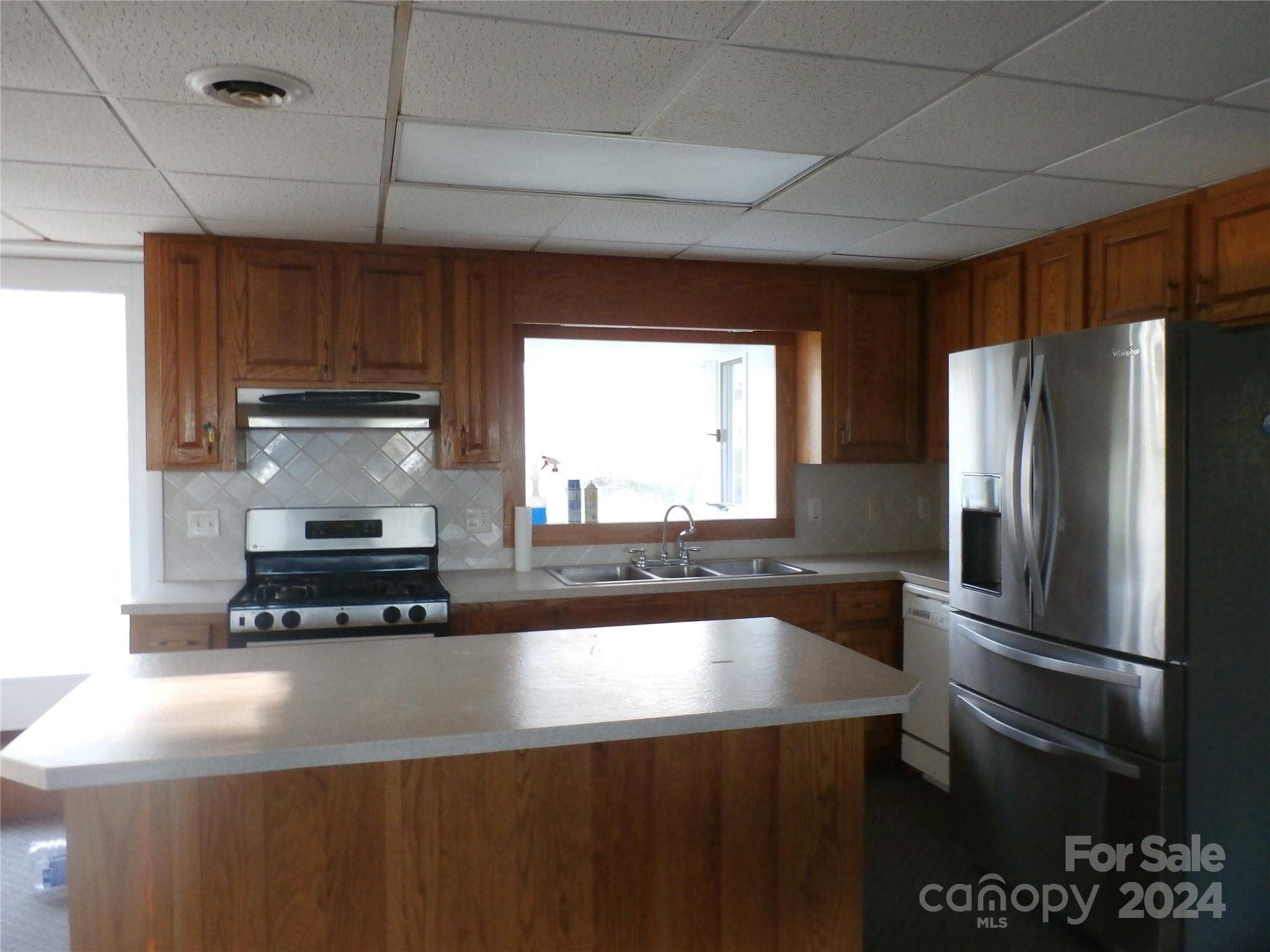 kitchen - 288 Firetower Road, Spruce Pine