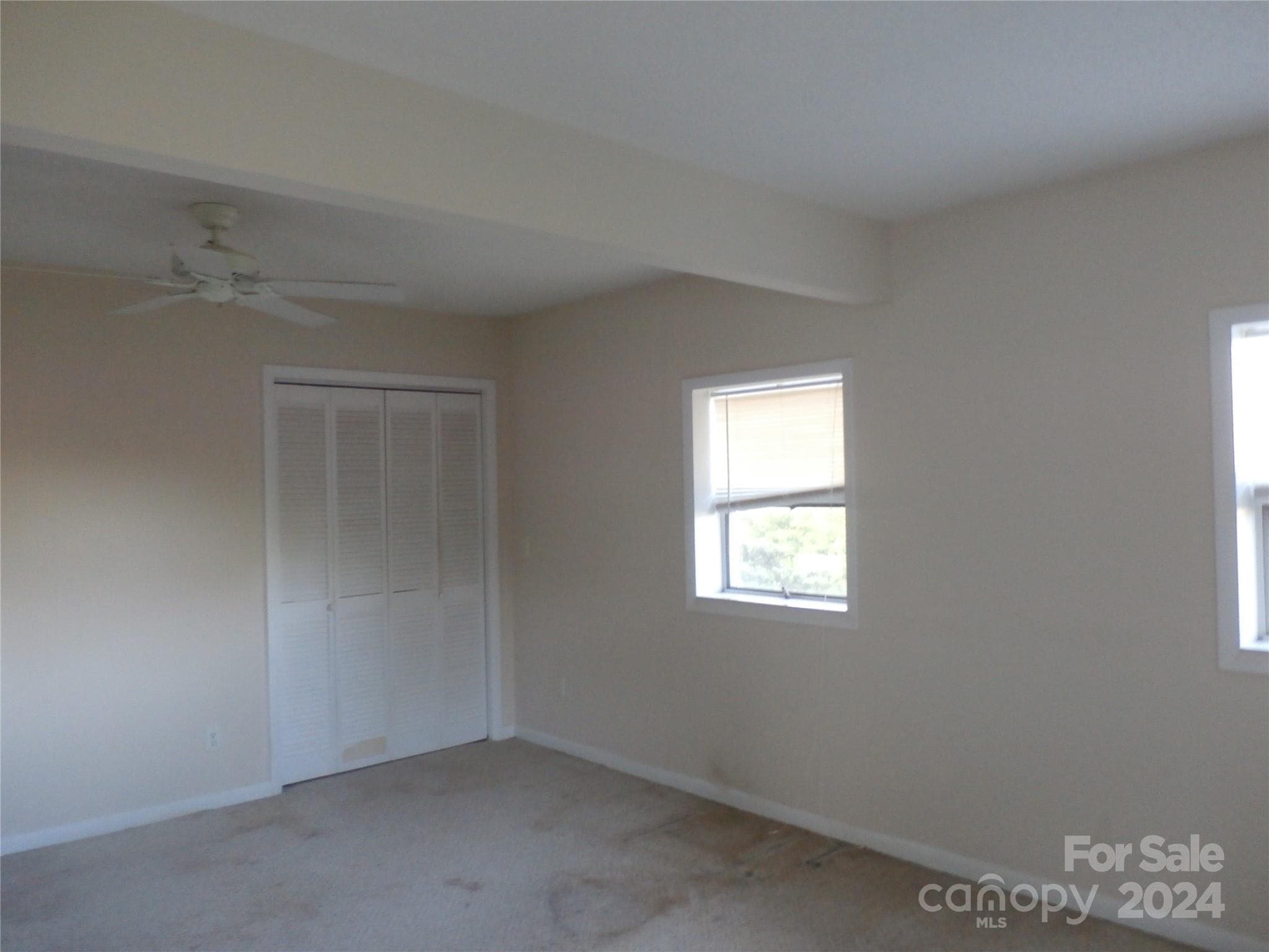 lower level bedroom - 288 Firetower Road, Spruce Pine