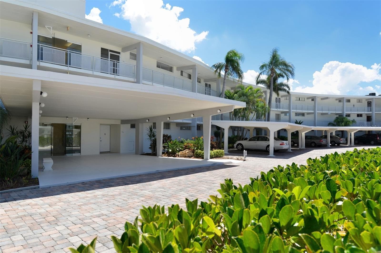 Condominium at 100 SANDS POINT RD #324, LONGBOAT KEY, photo 2 of 49