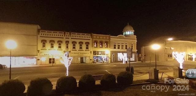 Marion at night - TBD Biggerstaff Loop, Nebo