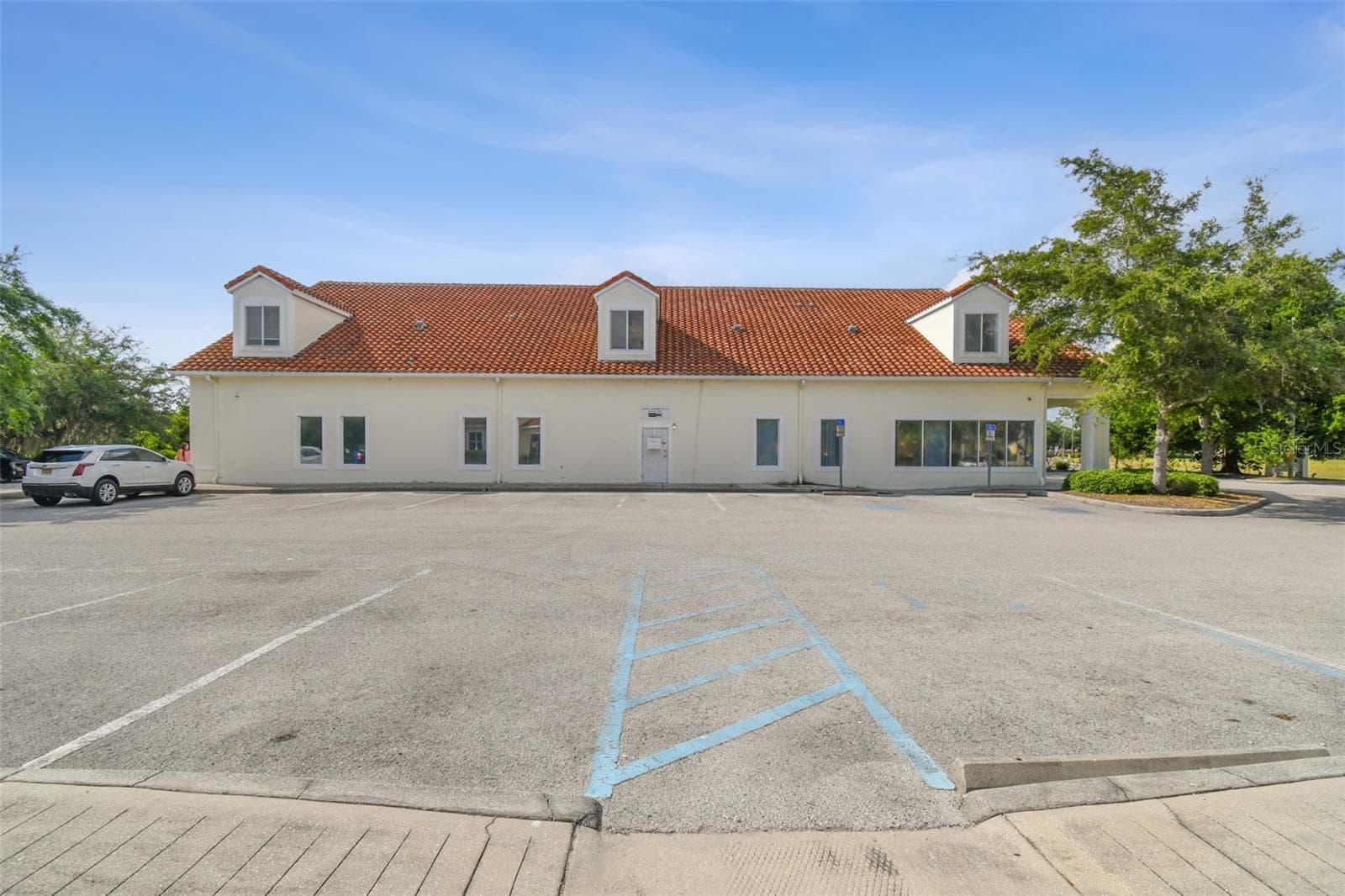 Business at 772 CORTARO DR, SUN CITY CENTER, photo 12 of 88