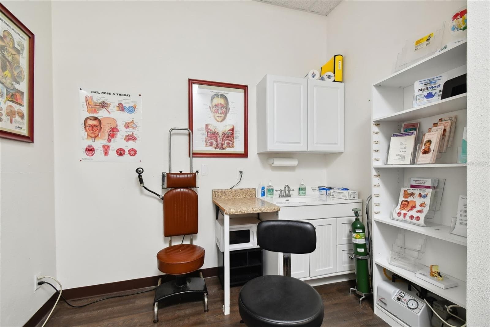 Business at 772 CORTARO DR, SUN CITY CENTER, photo 24 of 88