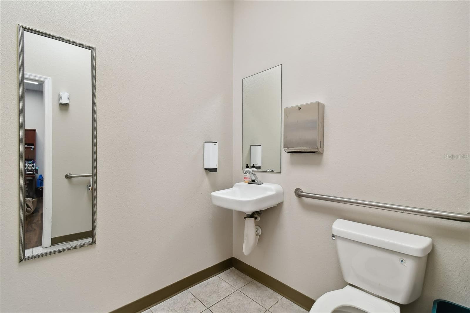 Business at 772 CORTARO DR, SUN CITY CENTER, photo 29 of 88