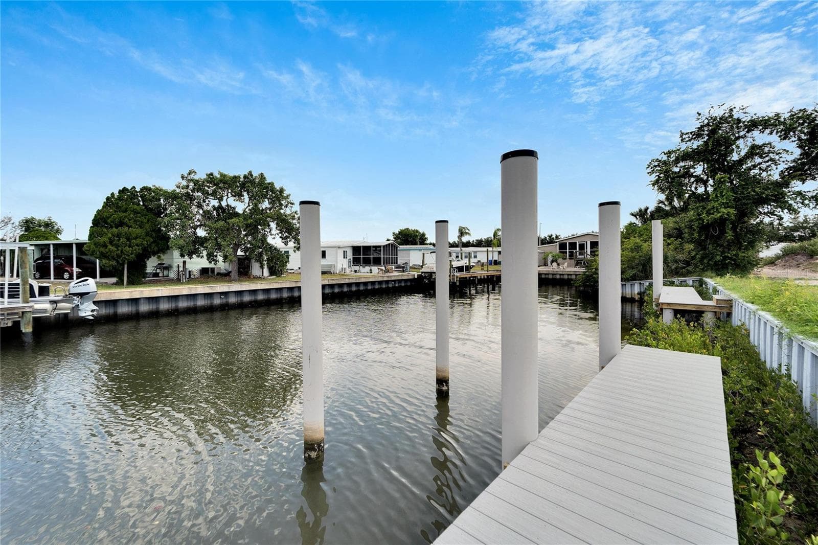 Single Family Residence at 6540 SIMONE SHORES CIR, APOLLO BEACH, photo 3 of 85