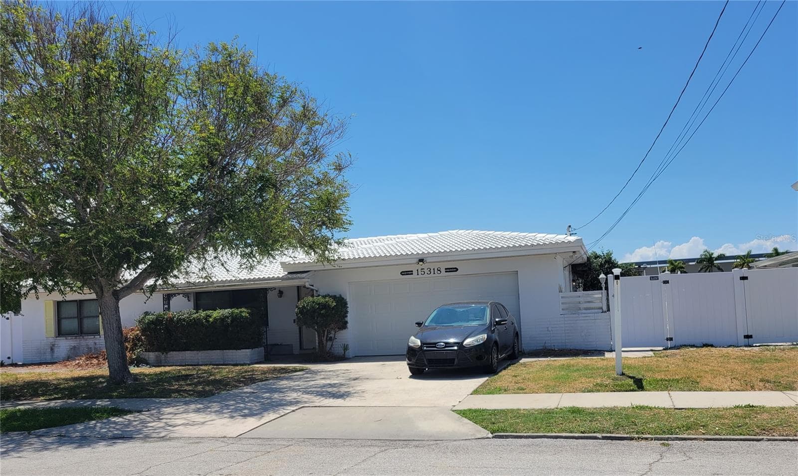 15318 HARBOR DR