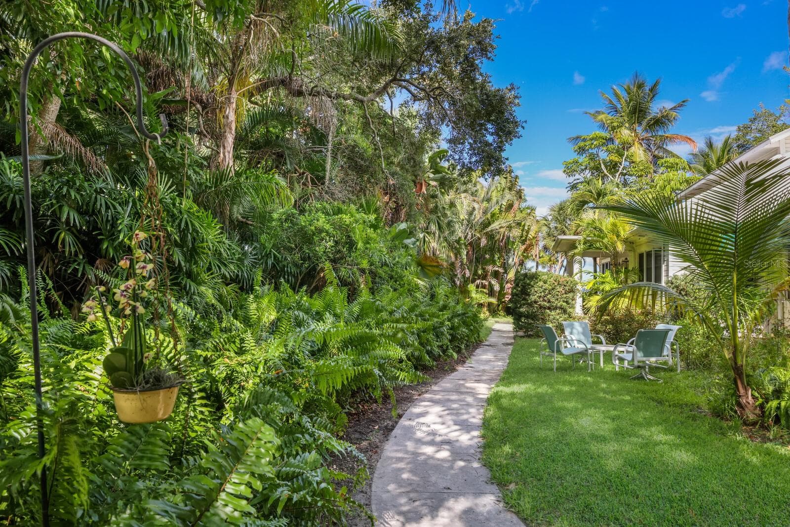 Single Family Residence at 3301 BAY SHORE RD, SARASOTA, photo 19 of 55