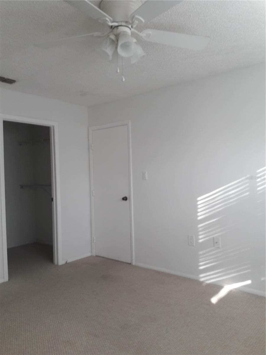 BR to Walk-in Closet - 101 LAKE AVE NE #222, LARGO