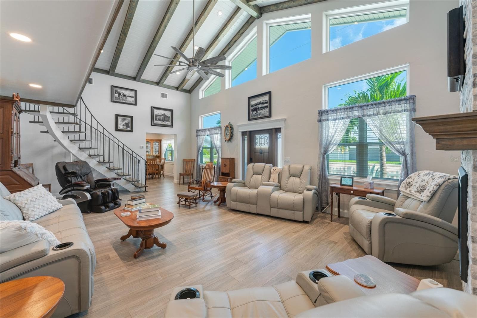 living room - 3502 BAHIA VISTA ST, SARASOTA