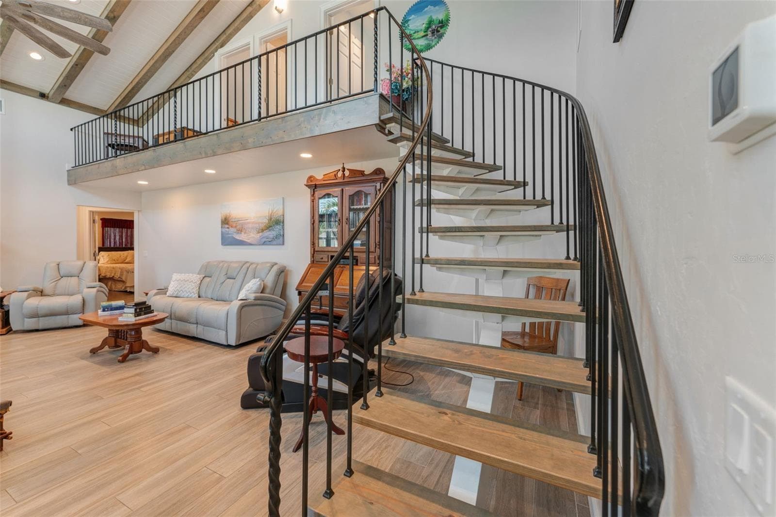 staircase to upstairs - 3502 BAHIA VISTA ST, SARASOTA