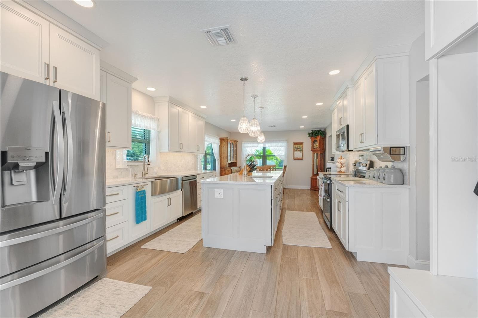 kitchen - 3502 BAHIA VISTA ST, SARASOTA