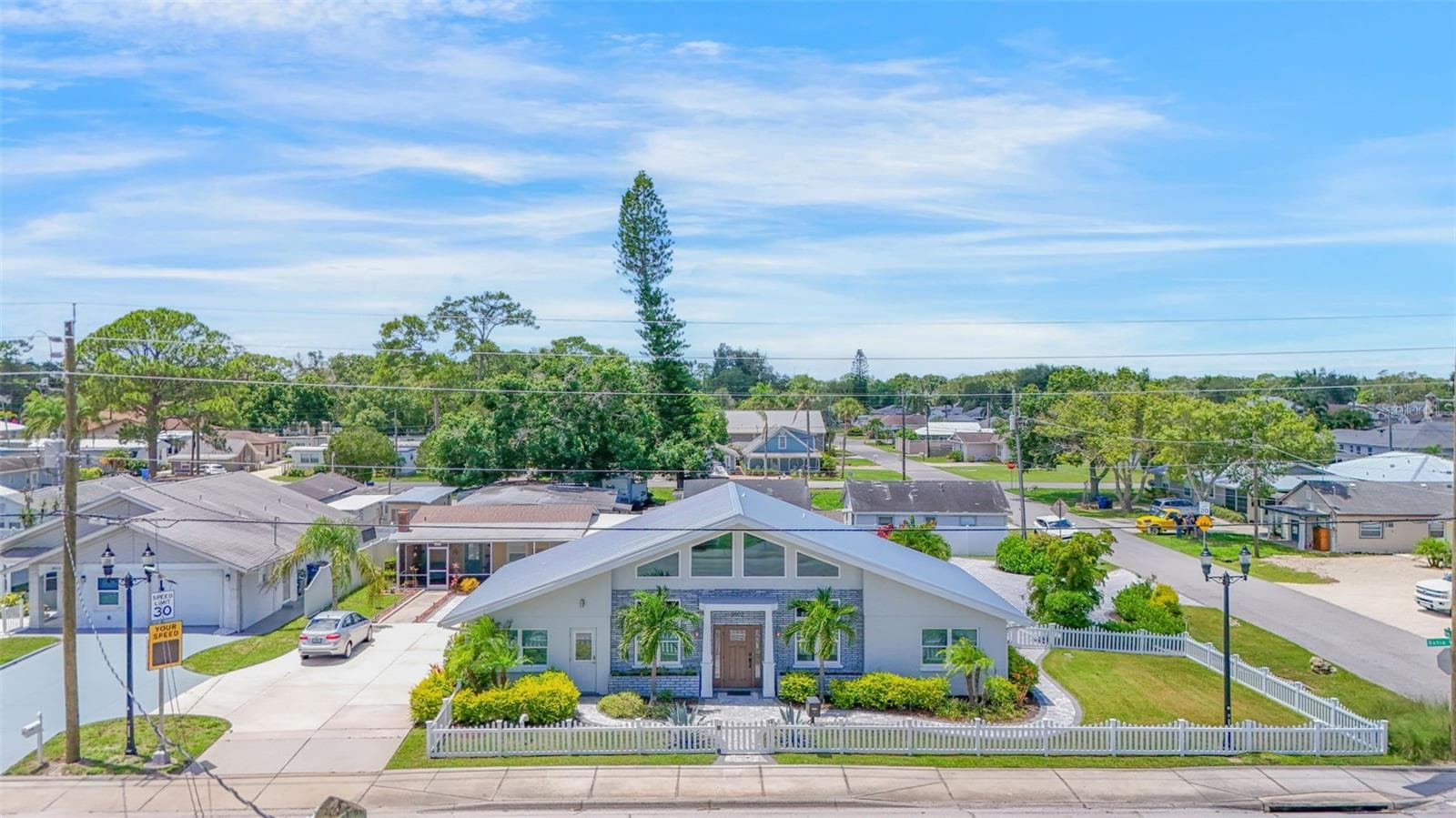 property overview - 3502 BAHIA VISTA ST, SARASOTA
