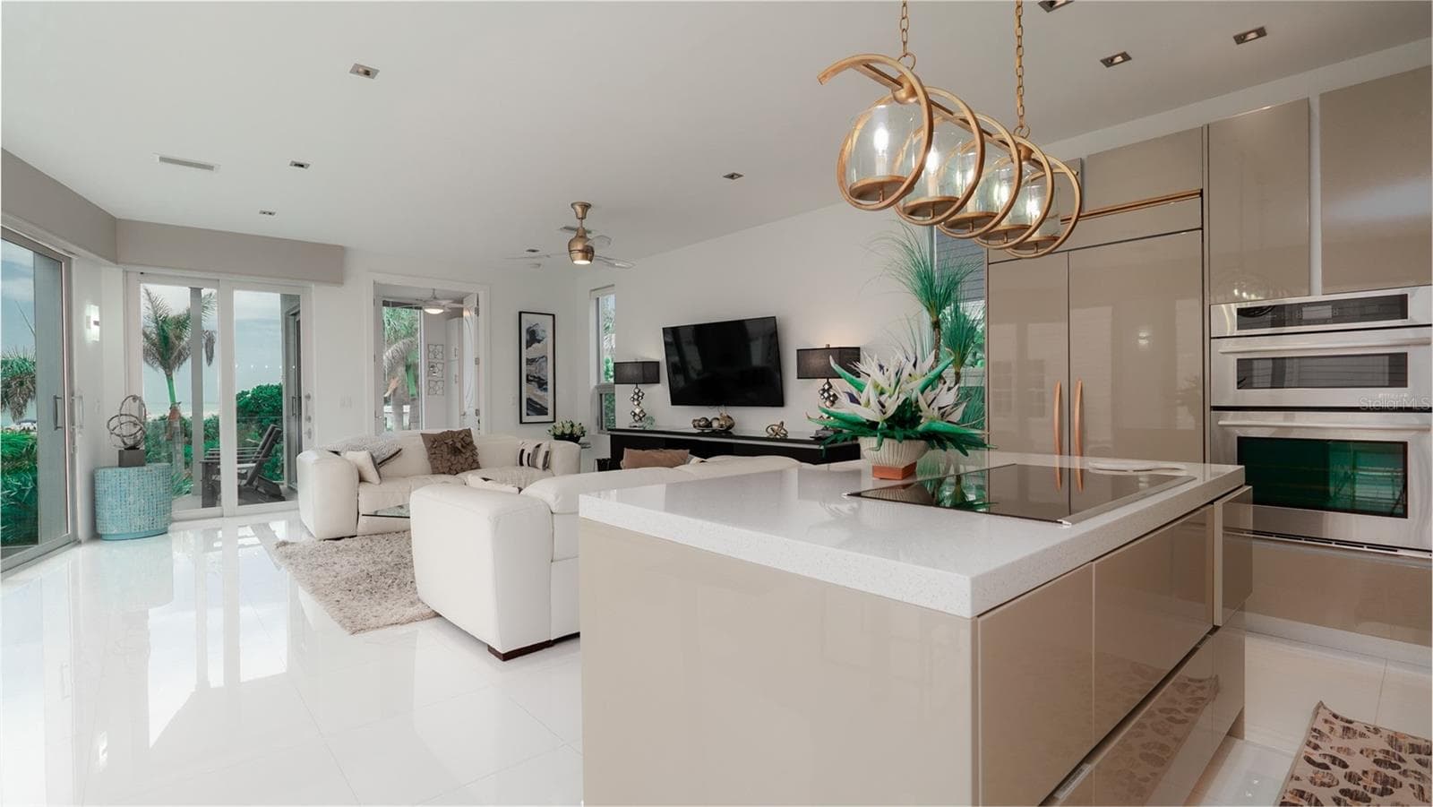 Single Family Residence at 107 ELM AVE, ANNA MARIA, photo 10 of 56