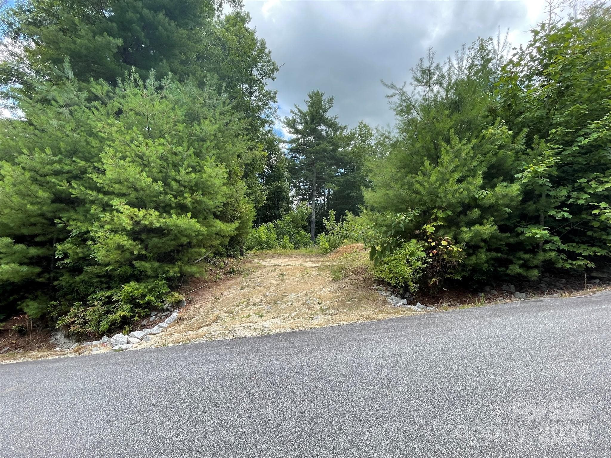 Lot at 00 Willow Run Lane, Zirconia, photo 5 of 19