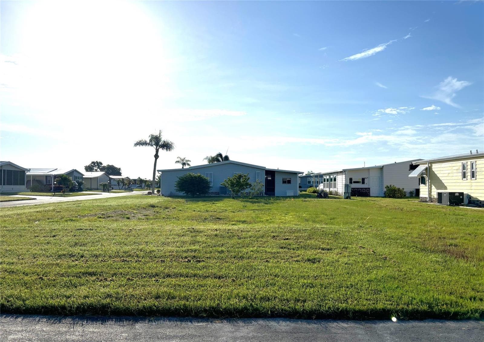 602 LA JOLLA CIR