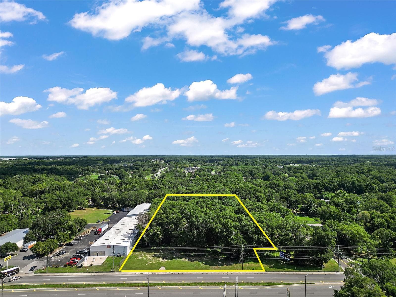 2105 NW 10TH (US HWY 27) ST