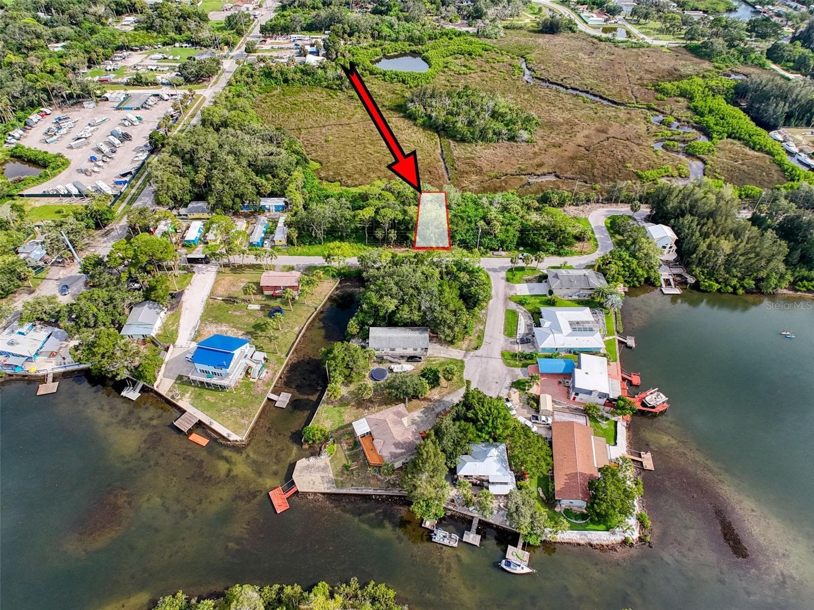 LOT 8 NOWIKI AVE