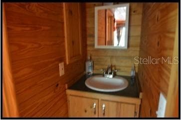 Cabin- Overnight Accommodations - 7019 CROOKED CREEK LN, ZOLFO SPRINGS