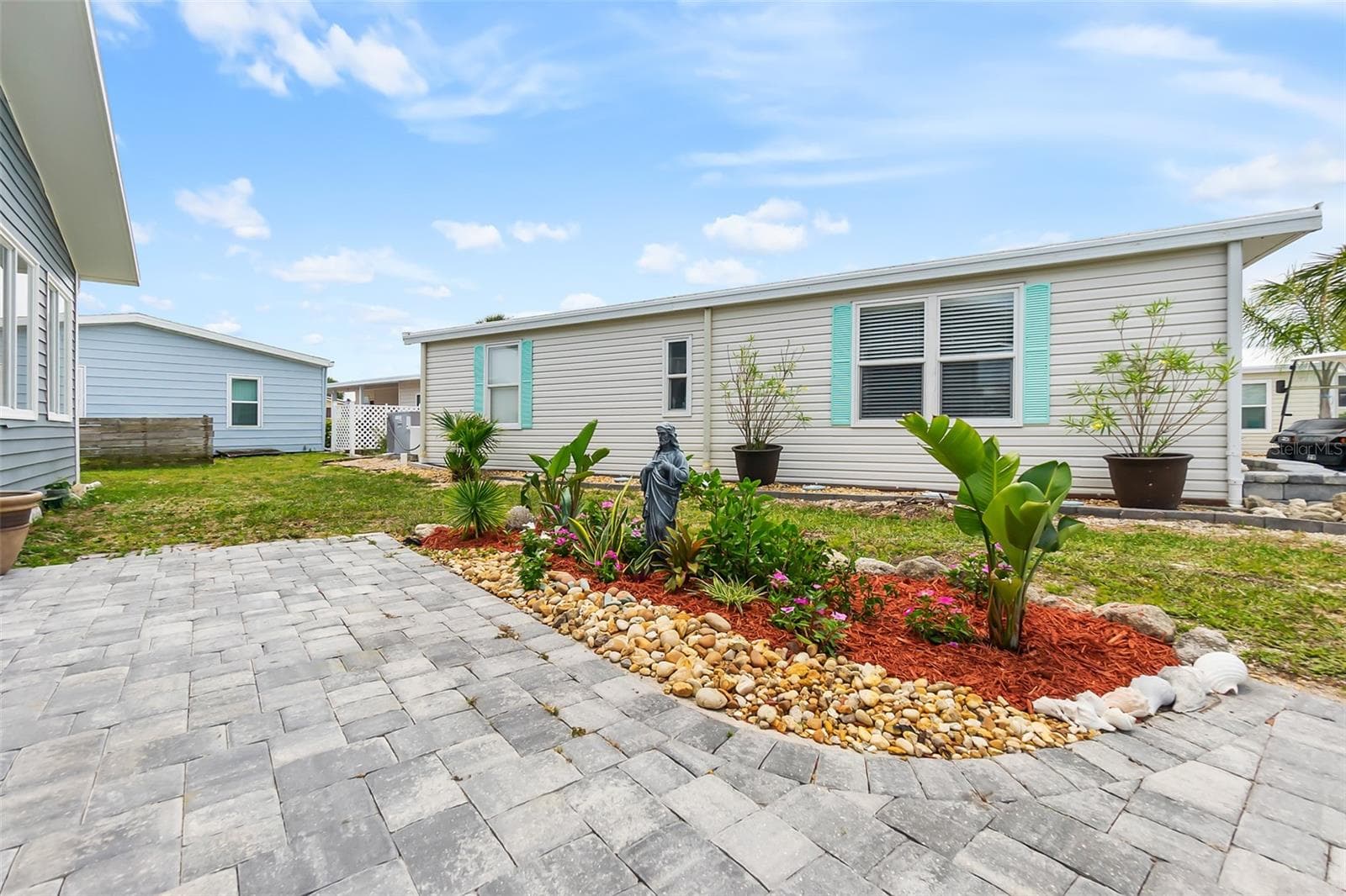 Manufactured Home at 30 WINDWARD DR, FLAGLER BEACH, photo 4 of 51