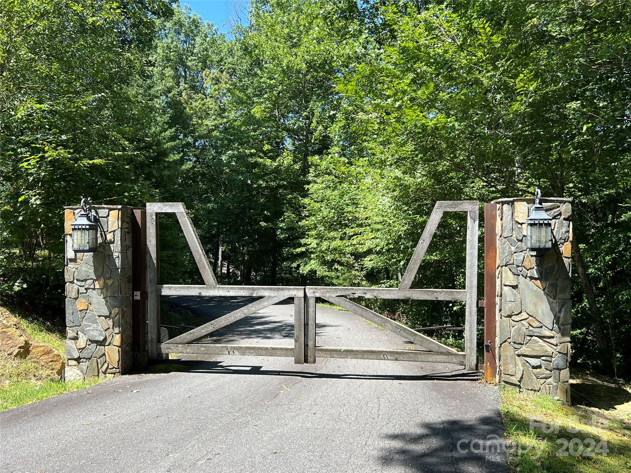 Acreage at Waynesville, photo 2 of 12