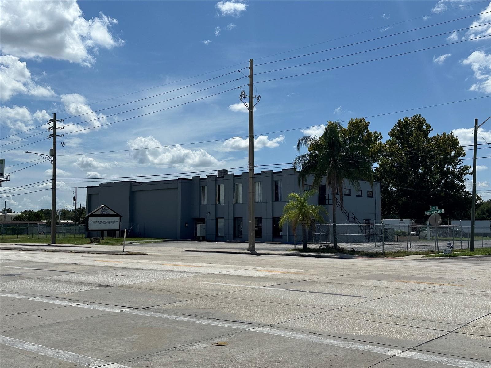 Office at 2300 S ORANGE BLOSSOM TRL, ORLANDO, photo 2 of 14