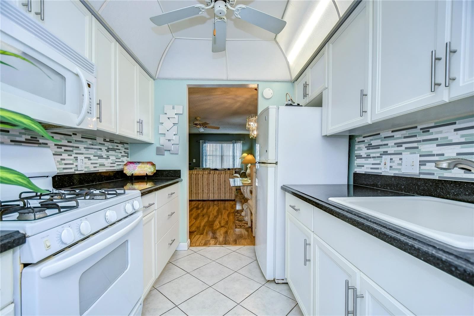 Condominium at 1893 SHORE DR S #206, SOUTH PASADENA, photo 18 of 48