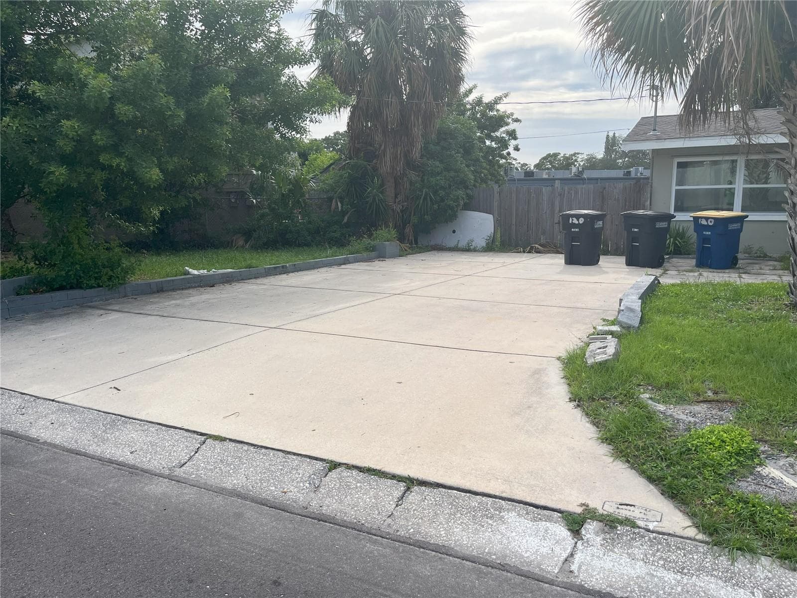 Single Family Residence at 120 S SAN REMO AVE, CLEARWATER, photo 18 of 19