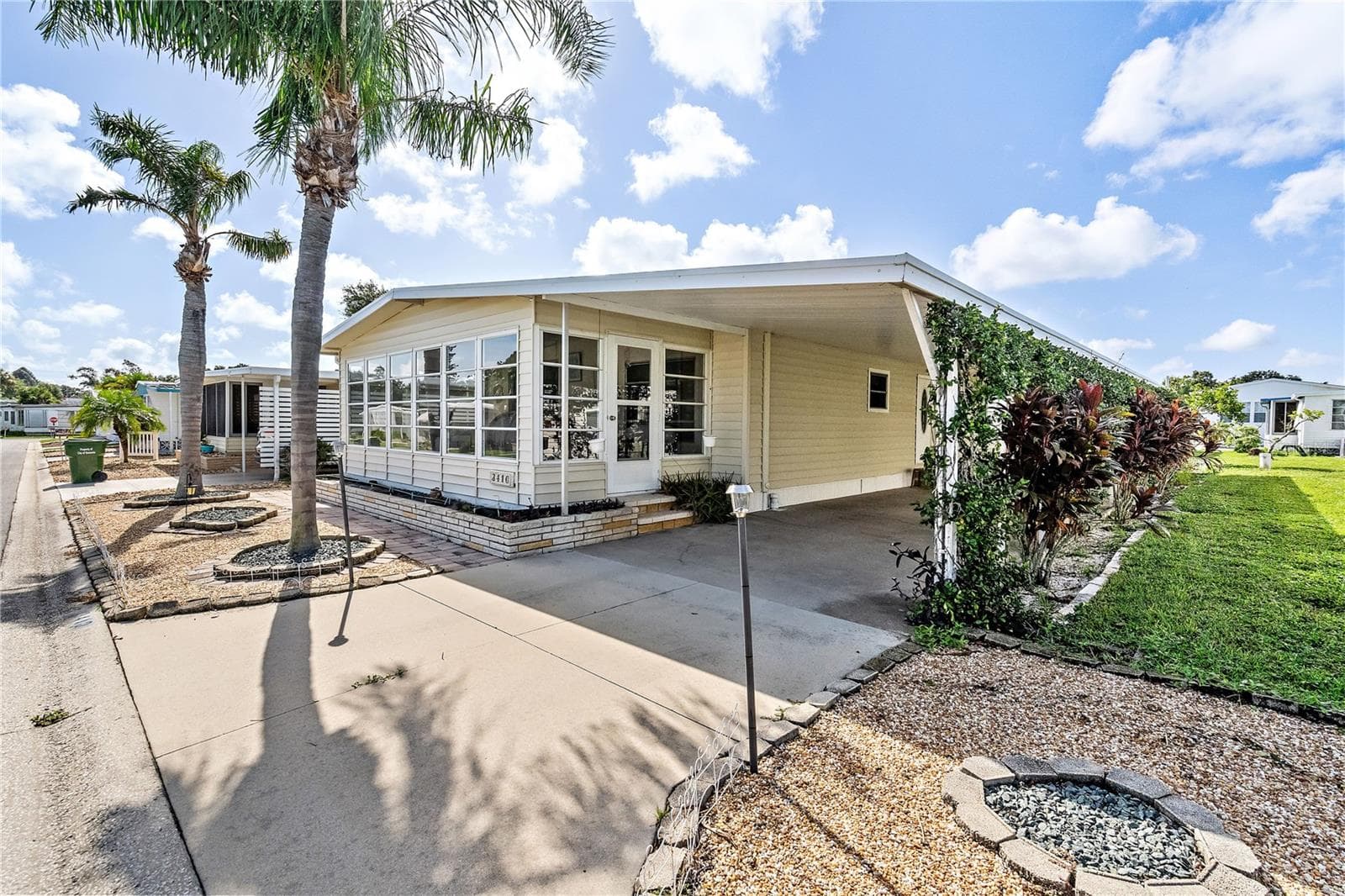 Mobile Home at 3410 SPANISH OAK TER, SARASOTA, photo 11 of 47