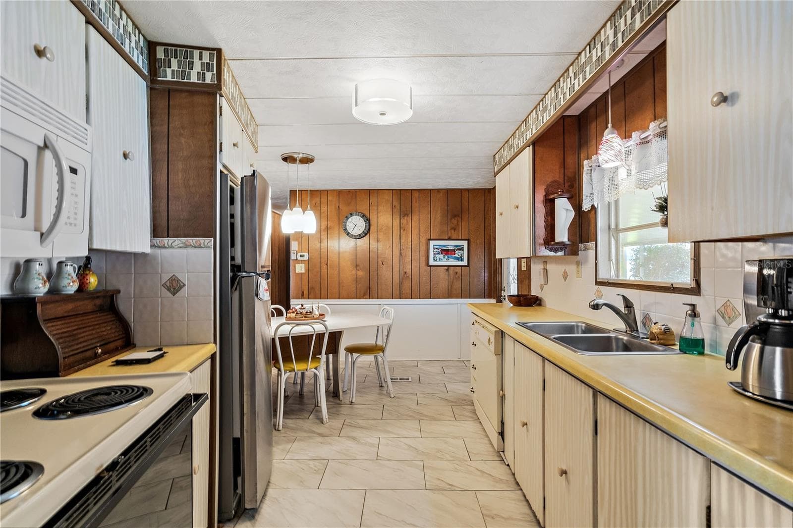 Mobile Home at 3410 SPANISH OAK TER, SARASOTA, photo 18 of 47