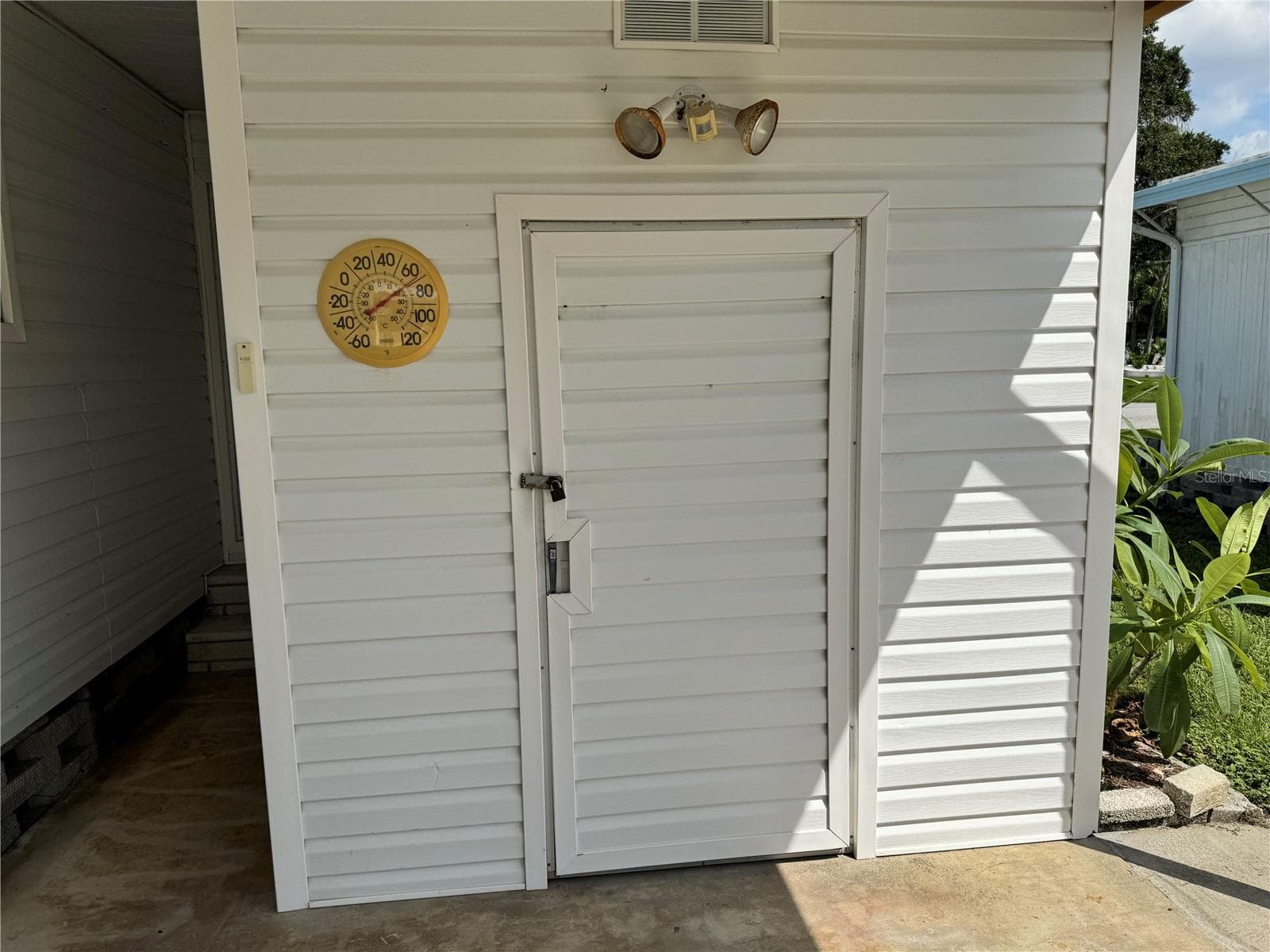 Mobile Home at 2331 BELLEAIR RD #Lot 237, CLEARWATER, photo 24 of 35