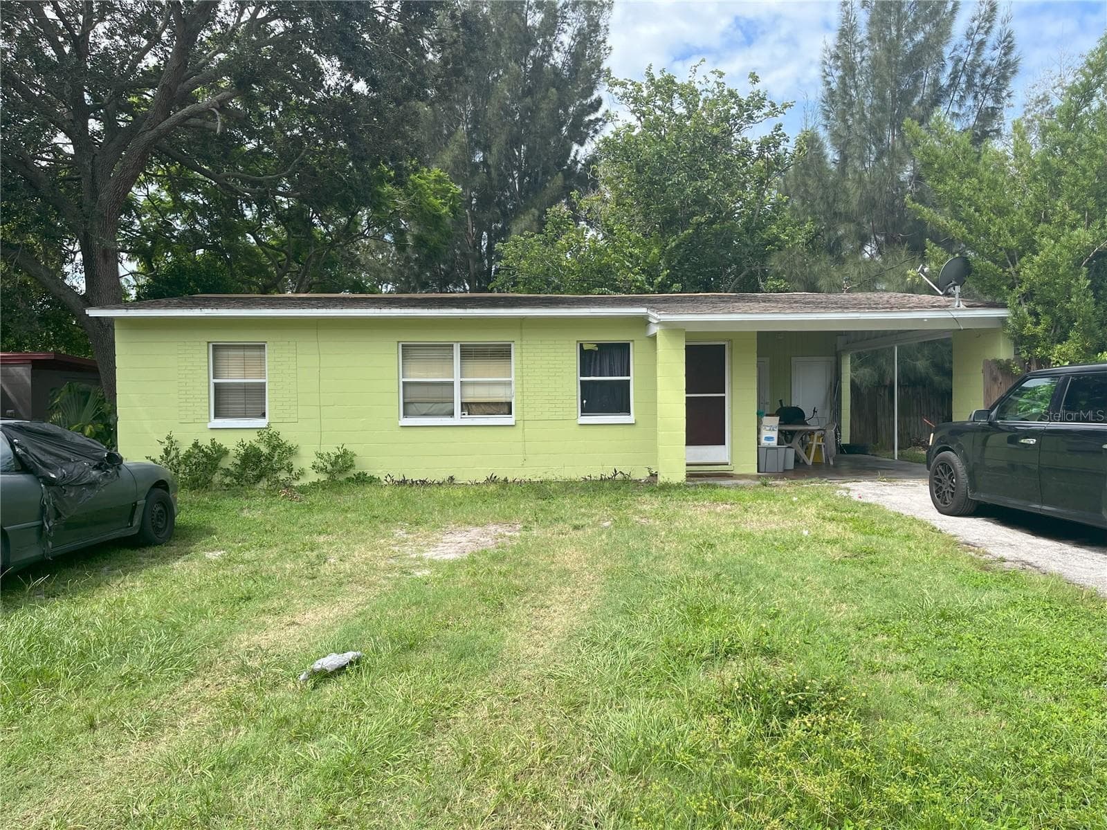 Single Family Residence at 1528 STEVENSONS DR, CLEARWATER, photo 11 of 14