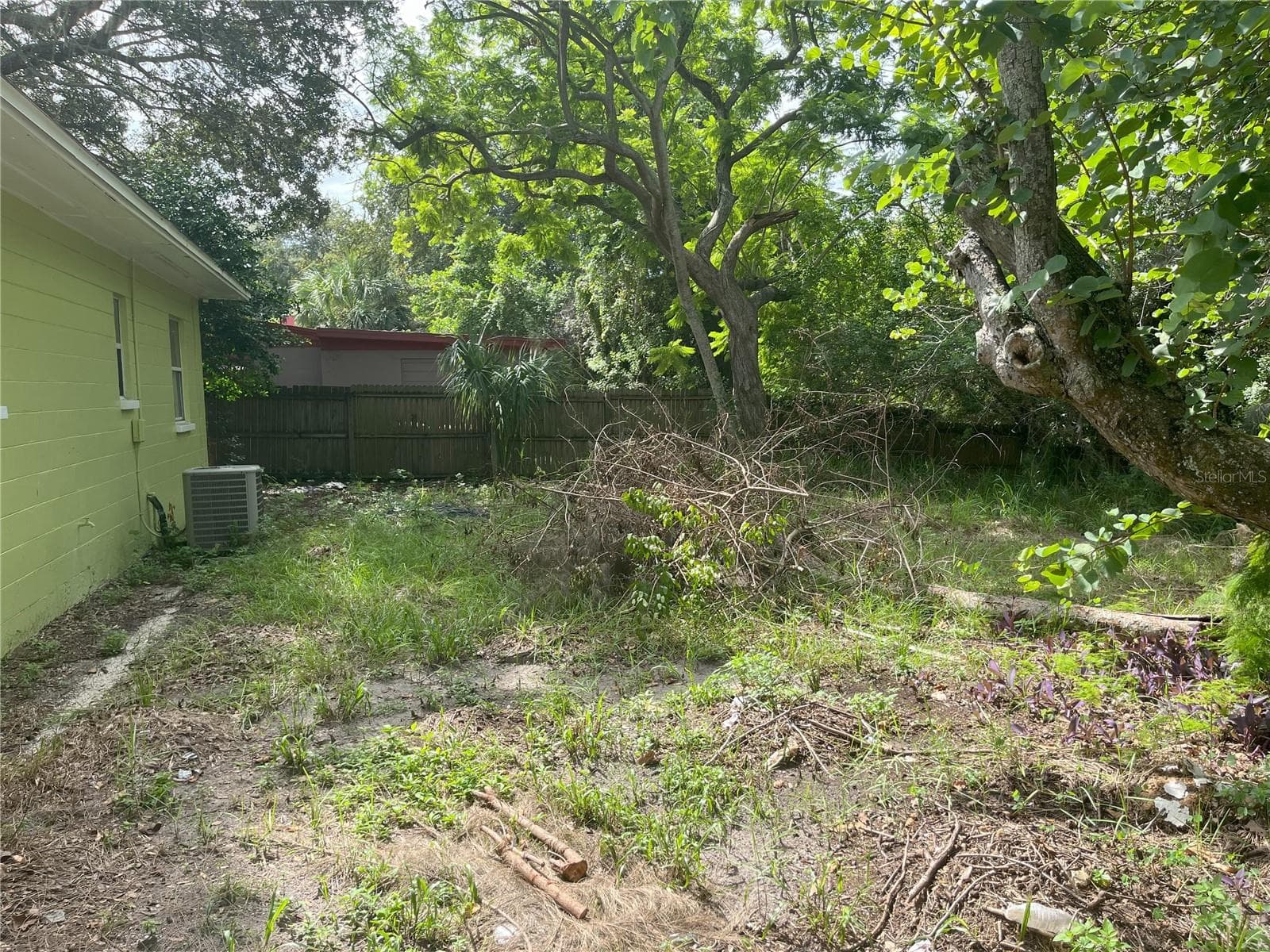Single Family Residence at 1528 STEVENSONS DR, CLEARWATER, photo 12 of 14
