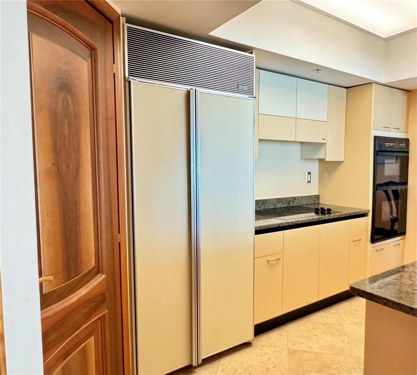 kitchen - 1500 OCEAN DR #905, MIAMI BEACH