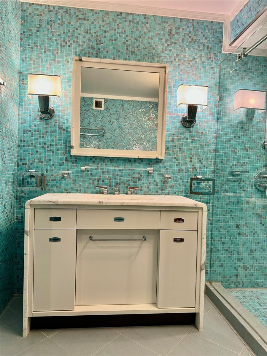 master bathroom - 1500 OCEAN DR #905, MIAMI BEACH