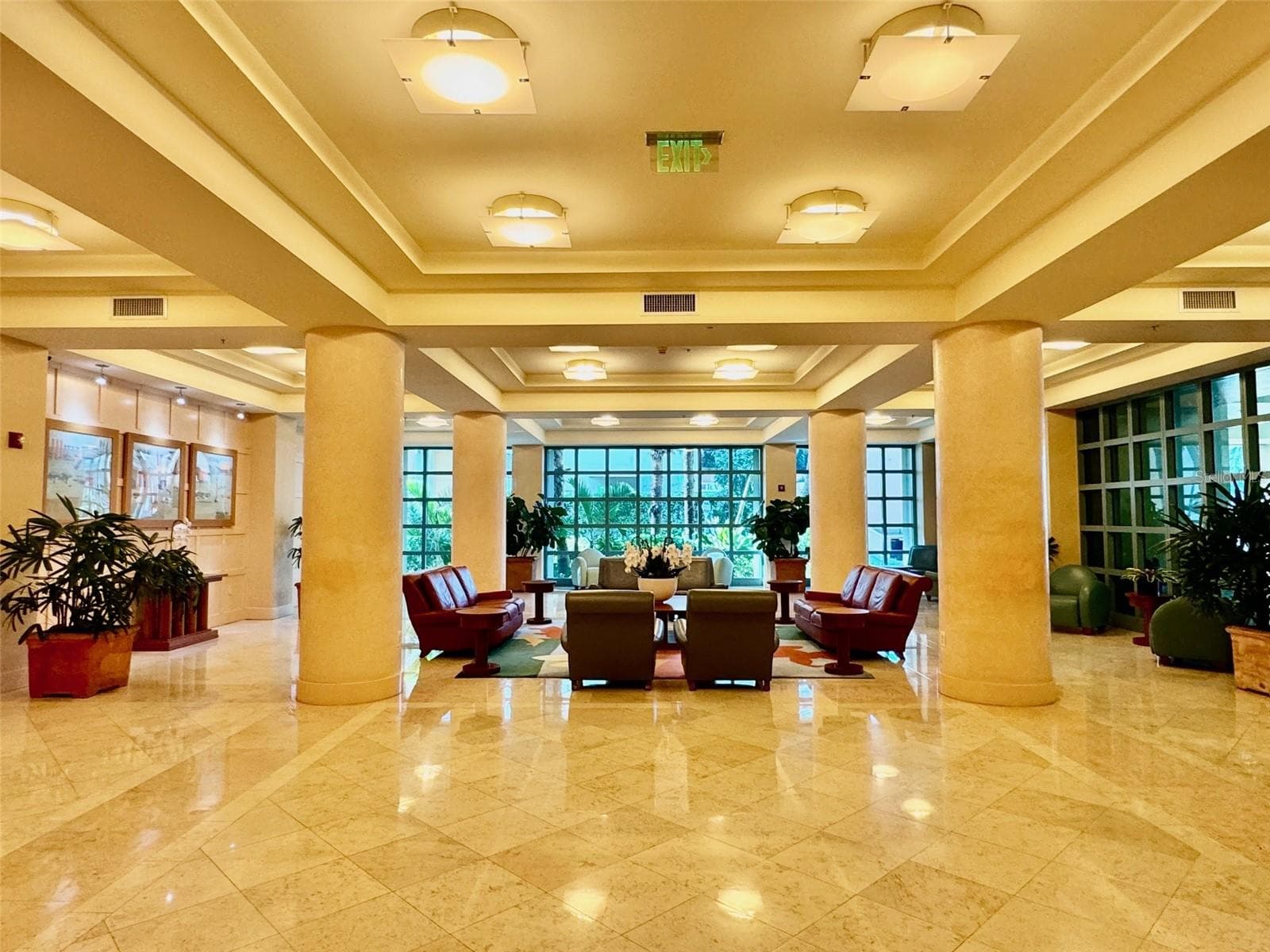 lobby - 1500 OCEAN DR #905, MIAMI BEACH