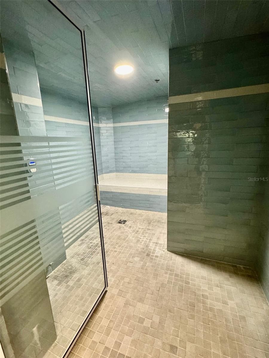 steam room - 1500 OCEAN DR #905, MIAMI BEACH