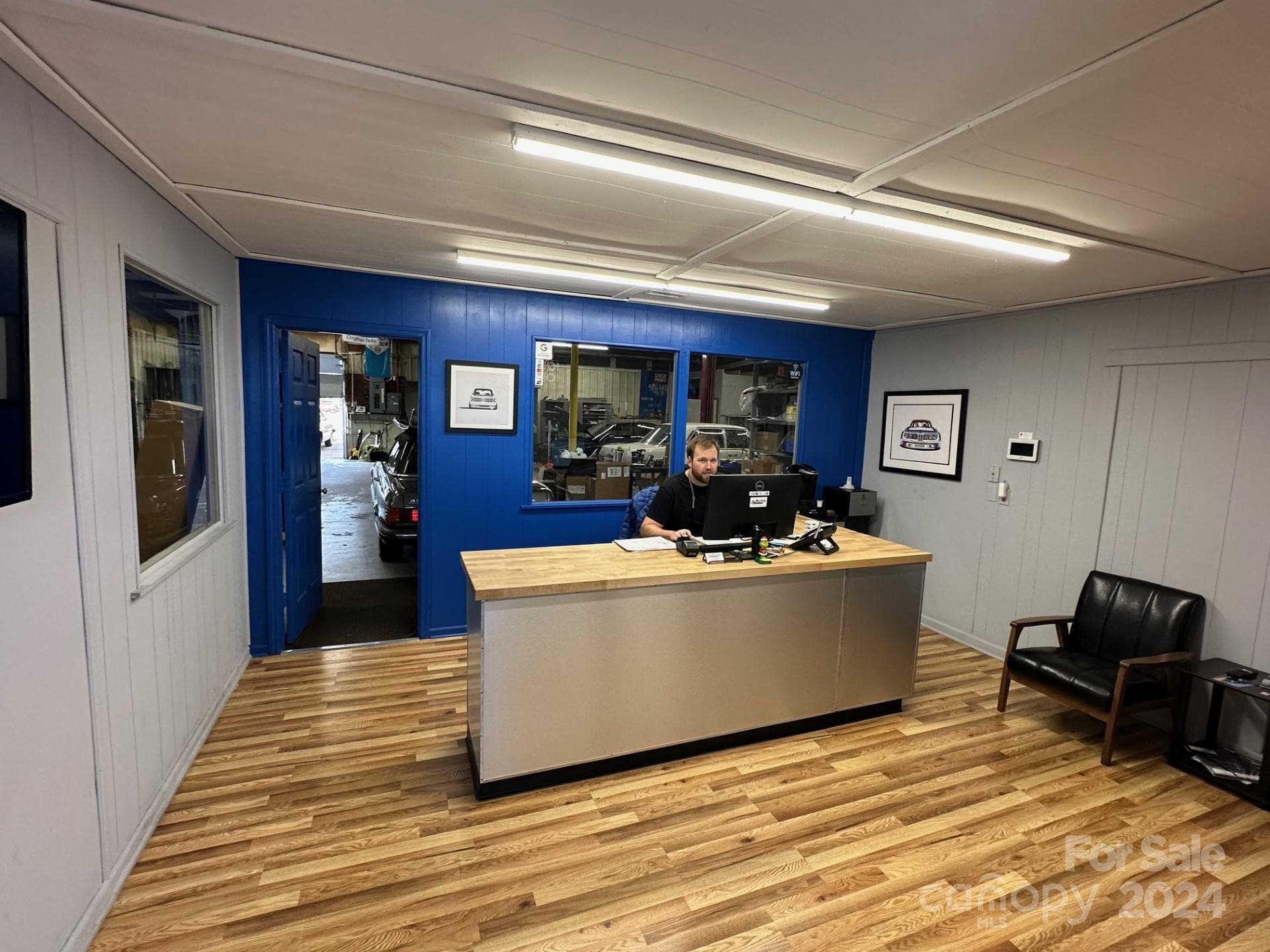 Showroom/Office at Statesville, photo 9 of 18