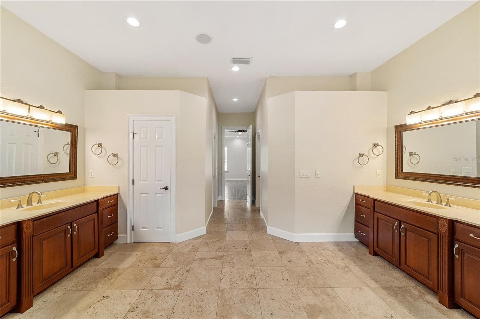 Single Family Residence at 8280 SE 15TH CT, OCALA, photo 24 of 59