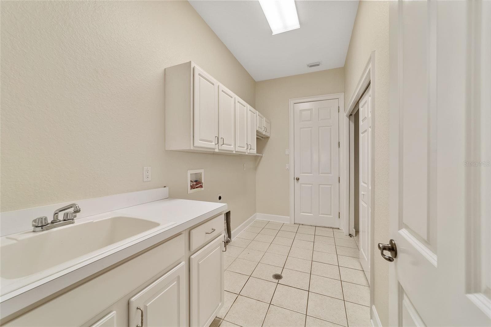 Single Family Residence at 8280 SE 15TH CT, OCALA, photo 33 of 59