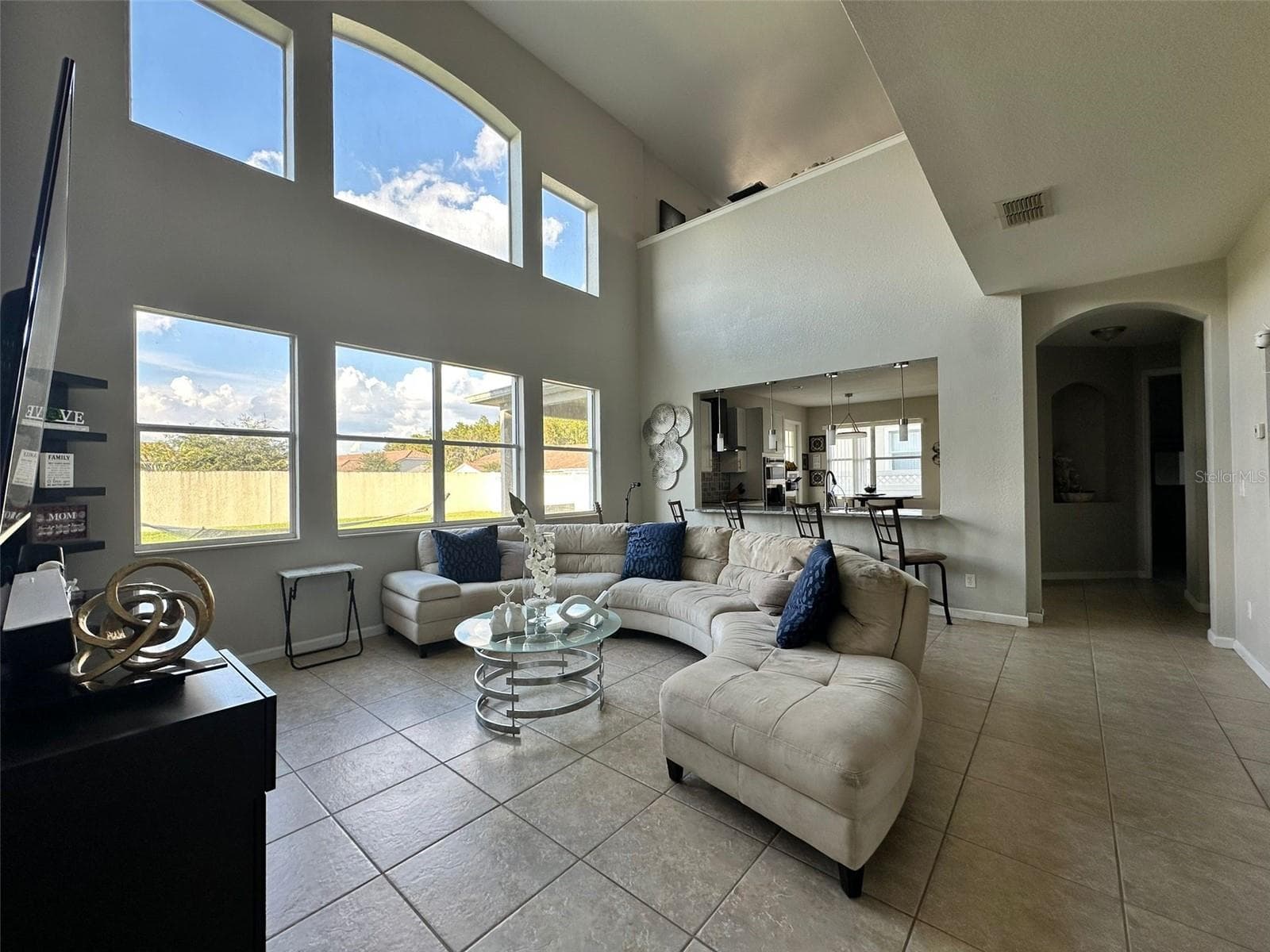Single Family Residence at 2321 HINSDALE DR, KISSIMMEE, photo 5 of 43