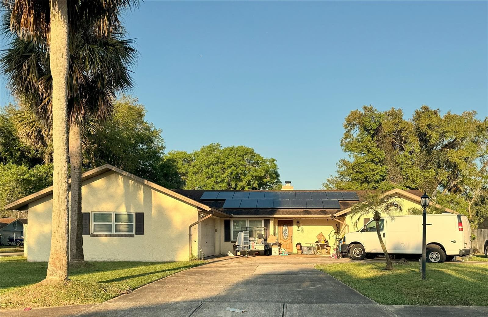 748 MERRIMAC DR