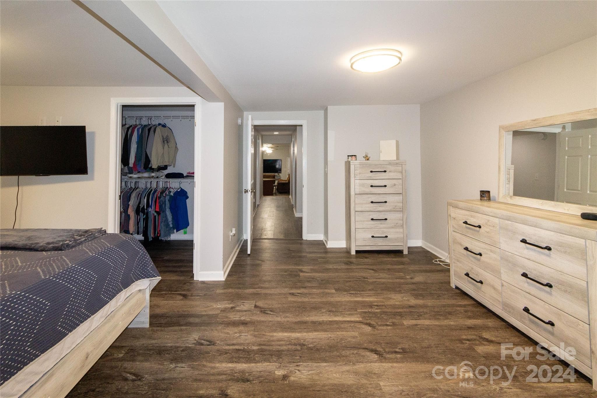Single Family Residence at Kings Mountain, photo 9 of 27