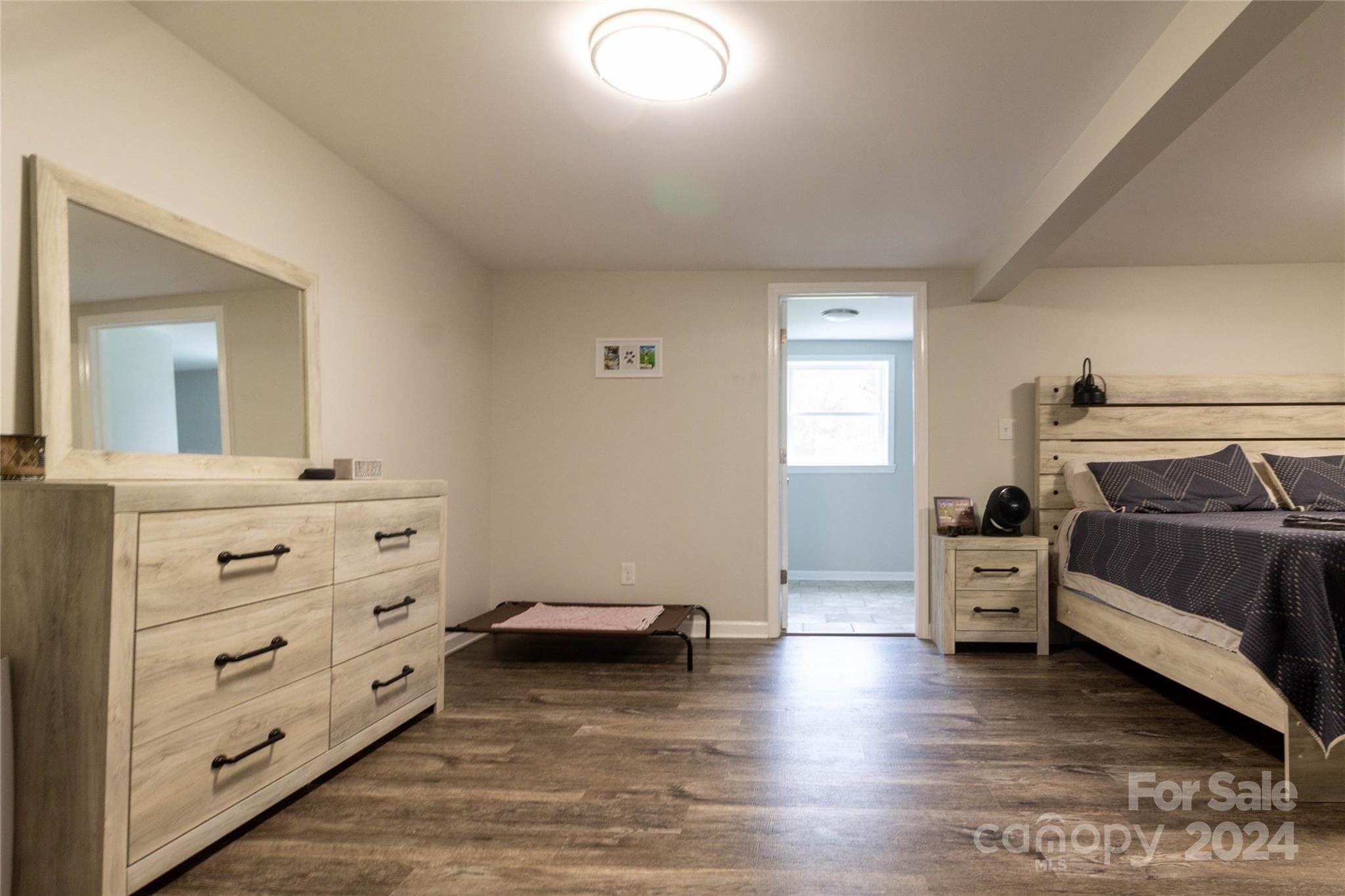 Single Family Residence at Kings Mountain, photo 11 of 27