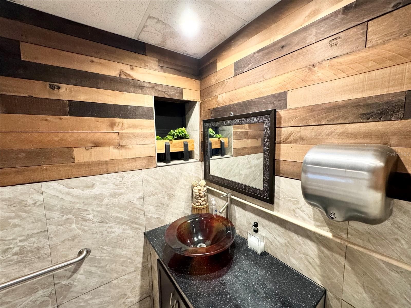 Bathroom 1 - 3080 BEE RIDGE RD, SARASOTA