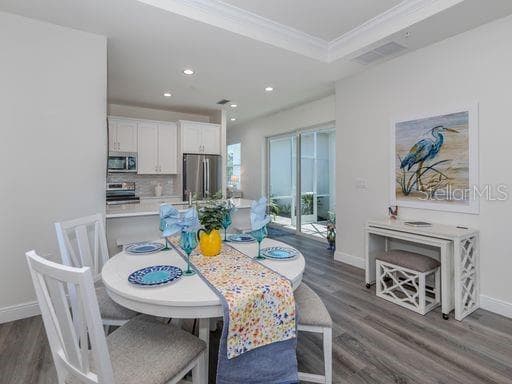 Typical Dining Area - 124 CLIFTON WAY, VENICE