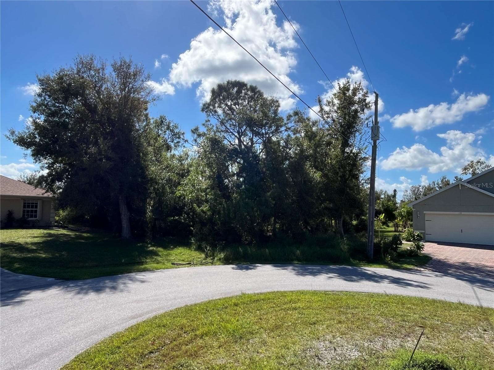 304 OYAHUE ST