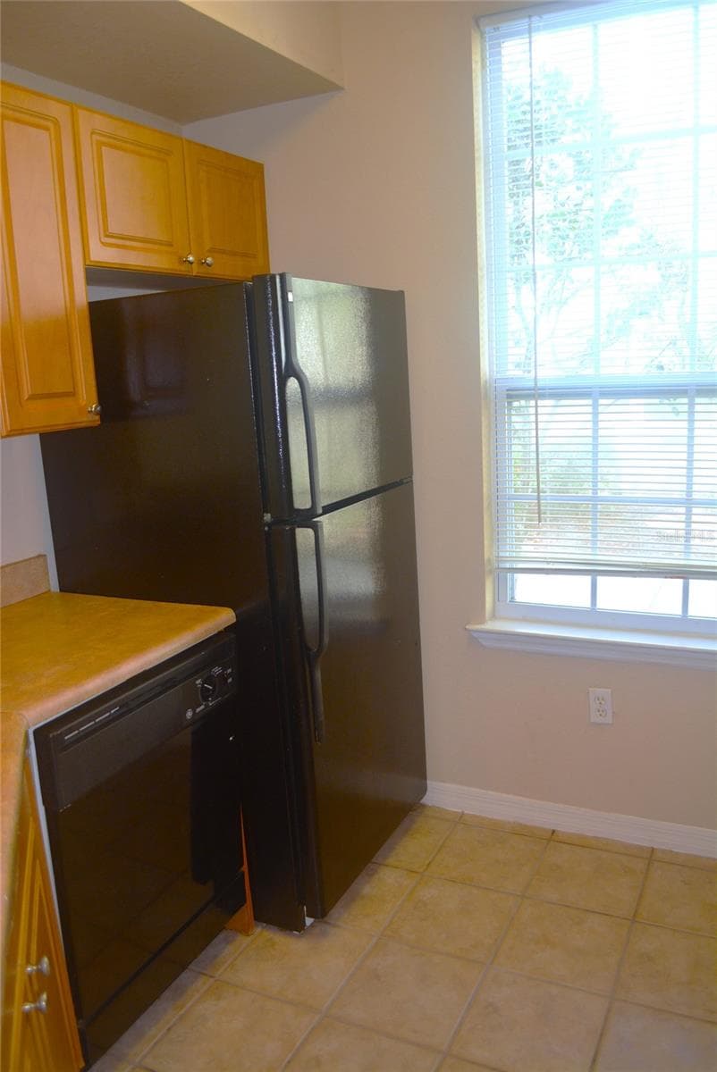 Kitchen - 5701 SOLDIER CIR #104, SARASOTA