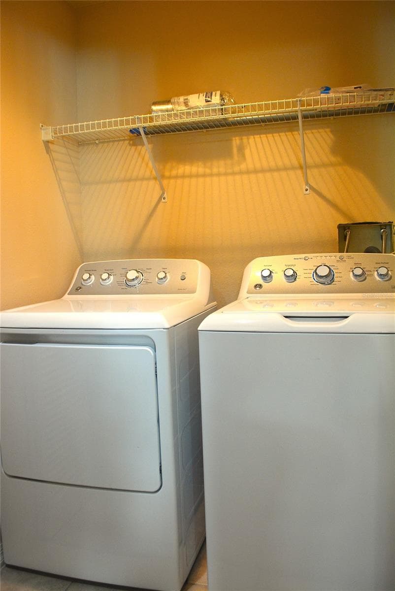 Laundry - 5701 SOLDIER CIR #104, SARASOTA