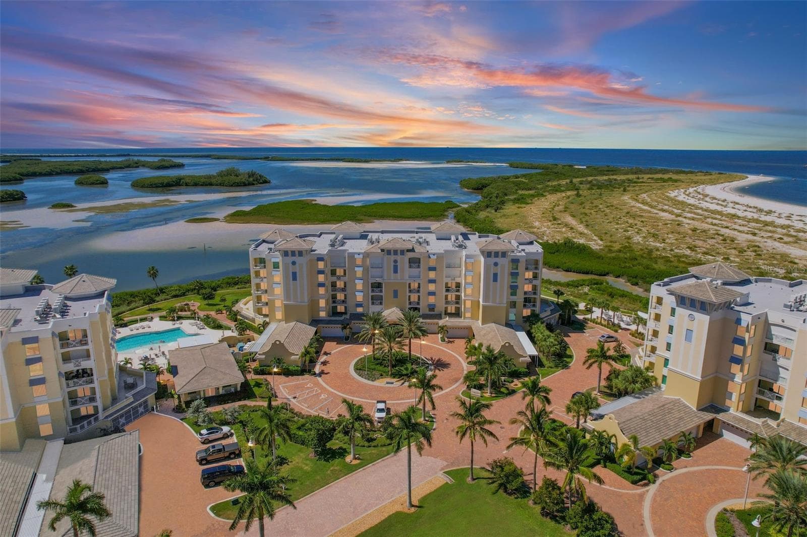 Condominium at 795 COLLANY RD #304, ST PETERSBURG, photo 4 of 79