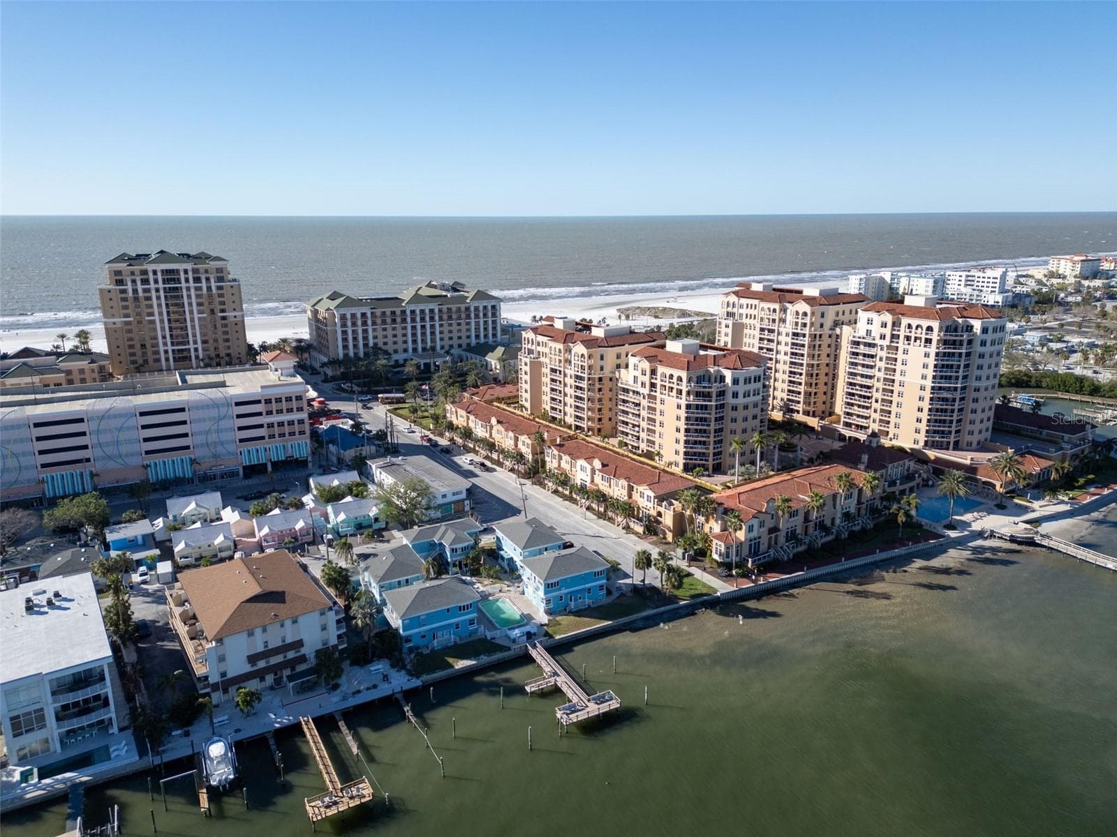 Condo - Hotel at 483 E SHORE DR #D4, CLEARWATER BEACH, photo 18 of 23