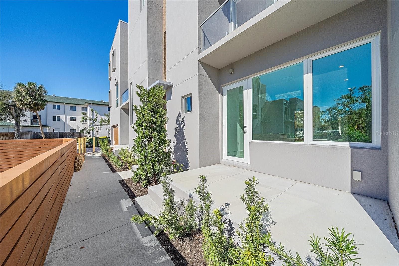 Townhouse at 1720 ALDERMAN ST, SARASOTA, photo 10 of 48